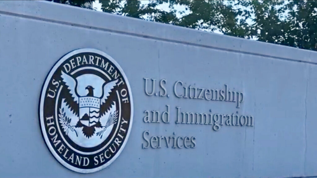 米移民局　ビザ・市民権審査で「反米思想」チェック強化