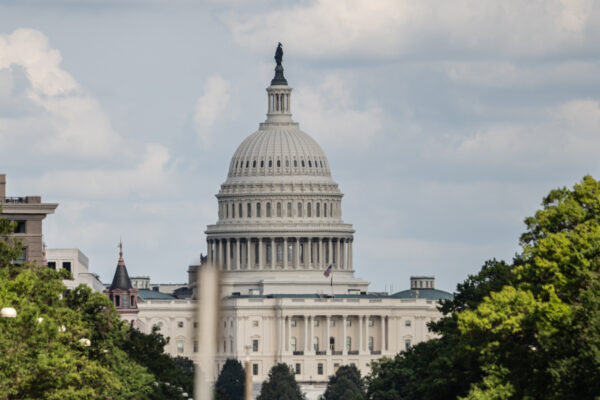 米下院　中国フェンタニル阻止法案を可決　合成オピオイド対策強化