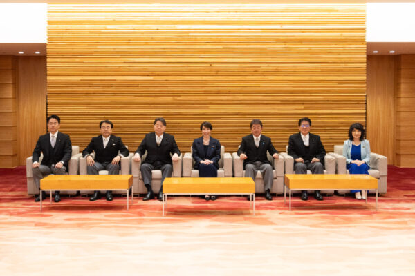 高市内閣が初閣議　「総合経済対策」策定を指示