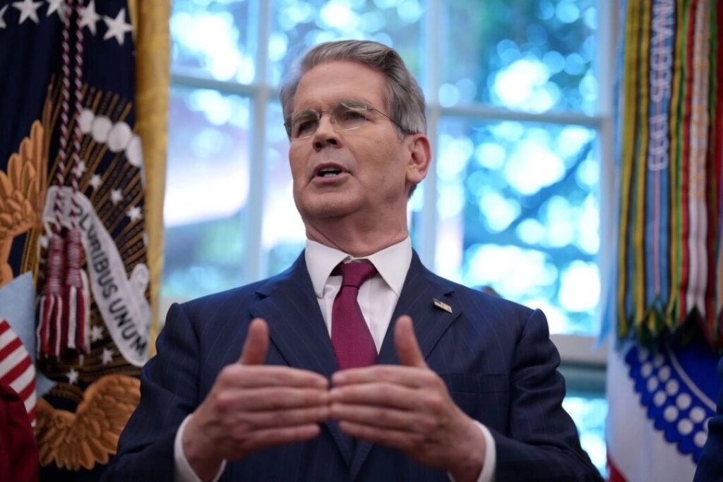 米国は日本がロシア産エネルギーの輸入を停止することを期待＝米財務長官