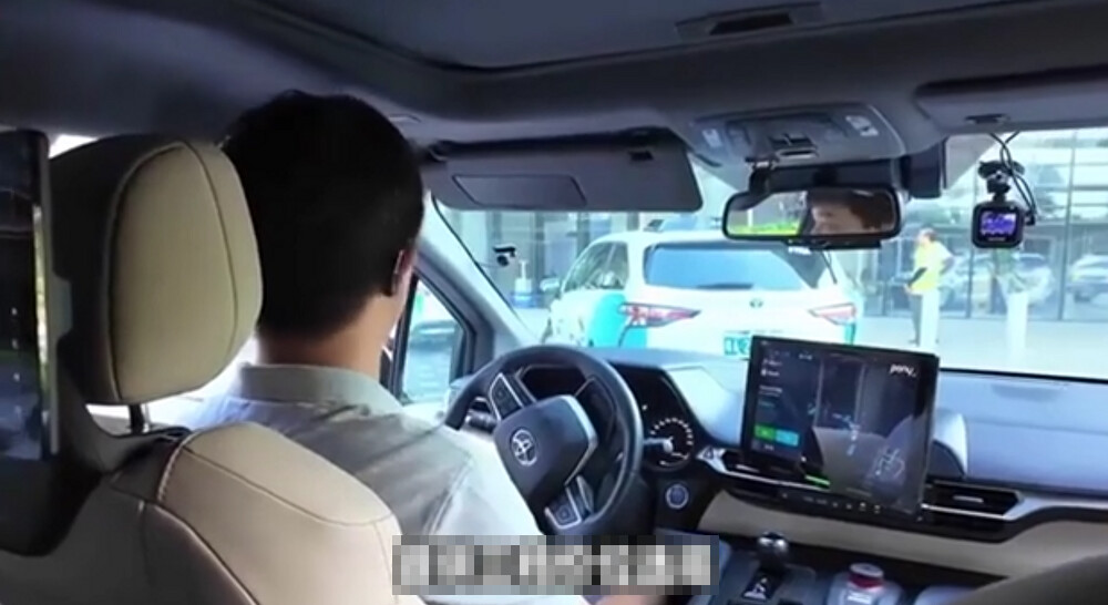 中国　「飯も食えない」上海の配車ドライバー　切迫した日常続く