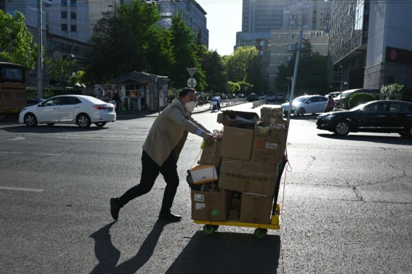 「野菜拾いツアー」がブーム　観光地の業者は苦境で悲鳴