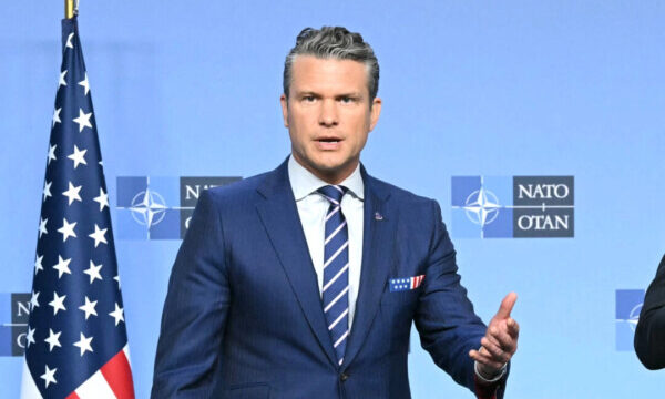 米国防長官　トランプ氏が「ボタン押せば直ちに攻撃」　合意めぐりイランけん制