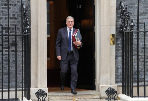 英政府が新証拠を公開　中共の大規模スパイ活動を指摘