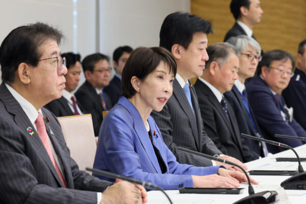 「尖閣に対応」海上保安能力強化へ　大型巡視船の増強継続　＝閣僚会議