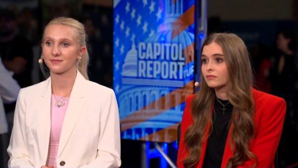 「ターニングポイントUSA」がカーク氏殺害後初の大規模集会　若年層の参加目立つ