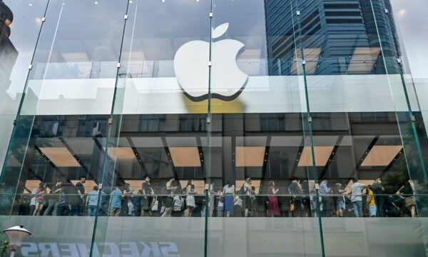 米アップルCEO　メモリ不足が1～3月期に影響拡大と指摘