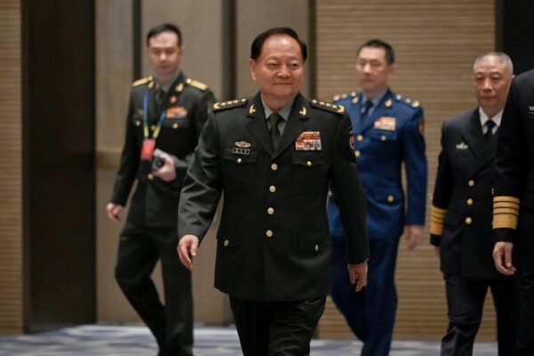 【分析】中共軍高官の更迭の背景　中国共産党の将来をめぐって習近平と張又俠が対立