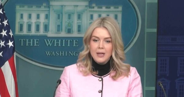 共和5議員が民主と連携　戦争権限制限法案を推進