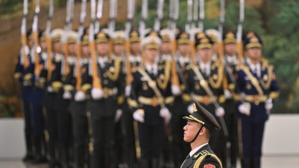 中国ネット上で「全国人民に告ぐ」文書拡散　全軍・国民に蜂起呼びかけ