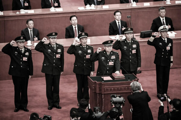 中国　習近平体制を揺るがす軍「五つの異変」　高官粛清とロケット軍失脚の深層