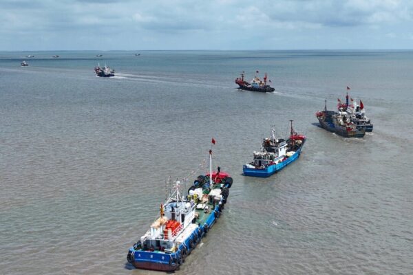 中韓の共同管理水域に巨大養殖施設　韓国の抗議も無視　中共の既成事実化が進行