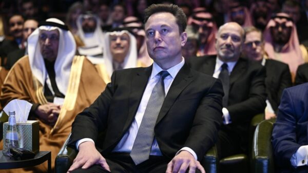 イーロン・マスク　「私ほどエプスタイン文書の公開のために尽力した者はいない」