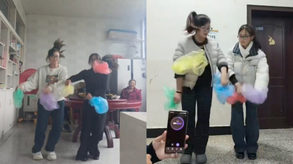 中国の姉妹　レジ袋ダンスで世界記録