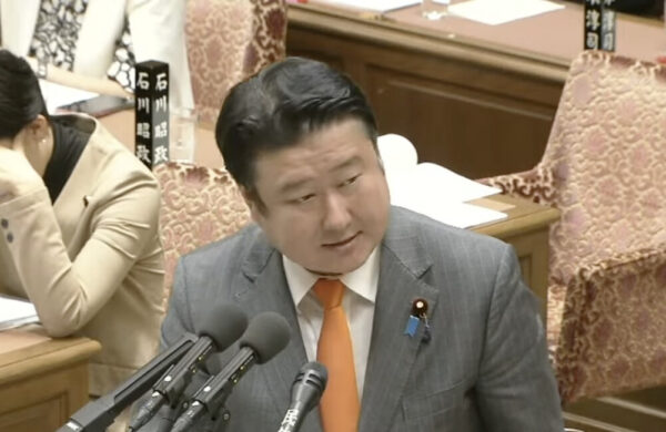 憲法改正から消費税まで　高市政権と参政党　代表質問で浮かんだ路線の違い