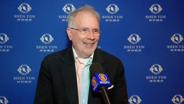 神韻がノースカロライナ州で真実を伝える　元法学教授「神韻は共産主義の嘘を暴き文明の礎を守る」　