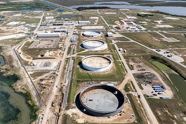 米国　来週末に戦略備蓄原油8600万バレルを初放出へ　市場安定を狙い