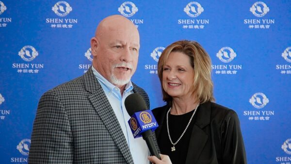 神韻米国公演　バーミングハムで満席　観客「舞踊に善の力が流れている」