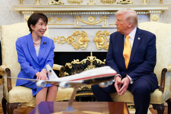 日本人記者の質問に　トランプ氏「真珠湾攻撃はなぜ事前に知らせなかった」