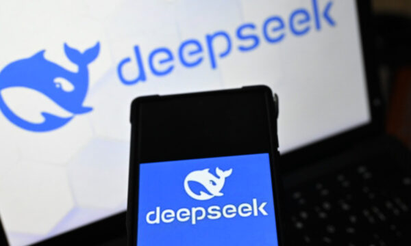 AI時代に何を信じるか　存在しない商品をすすめる中国AI