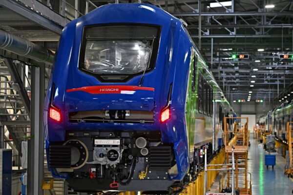 日立レール　伊トリノ地下鉄2号線を約888億円で受注　無人運転など次世代技術導入