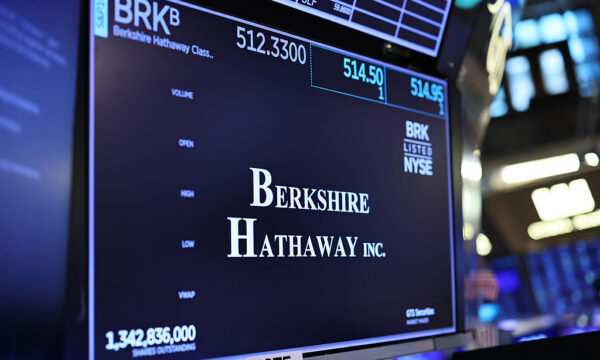 バークシャー　日本5大商社株へ投資拡大　米主要株に重要性匹敵