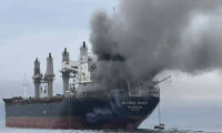 イラク沖でタンカー2隻炎上　イラン革命防衛隊　ホルムズ海峡の無許可航行に攻撃警告