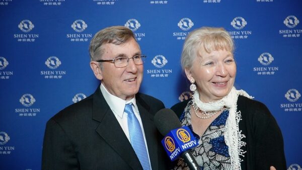 神性から人間の苦難まで　観客が神韻の勇気を称賛　生体臓器収奪の真相解明を支持