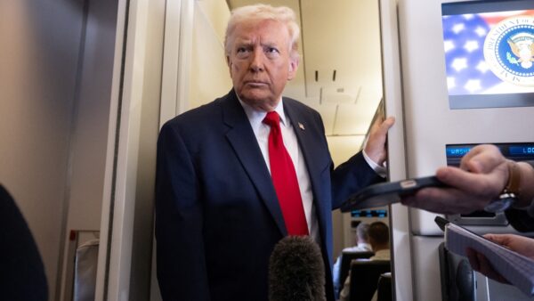 トランプ氏　イラン新指導者　「米国の承認なければ長く続かない」