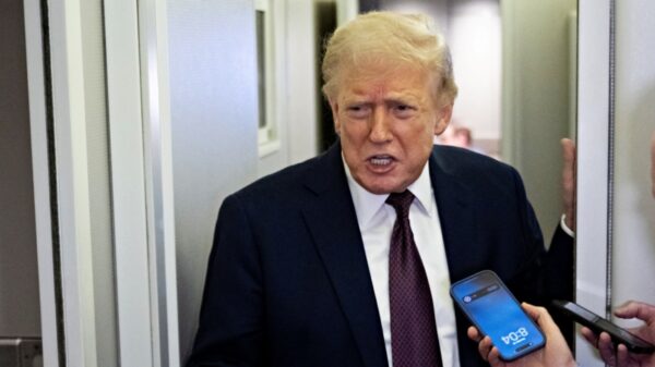 トランプ氏「イランは軍事力弱いが偽情報拡散に長ける」