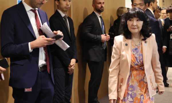 片山財務相　三菱UFJなど主要銀行幹部らと緊急会合へ　アンソロピックAI「ミトス」の金融サイバー脅威に対応