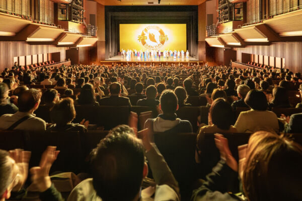 東京・八王子で神韻が初日公演　「とてもインパクトがある」