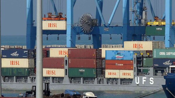 香港がイランの国際制裁回避を支援　西側技術を入手＝WSJ