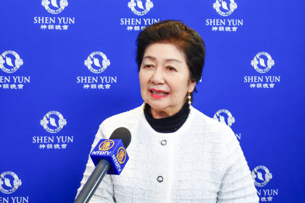 東京初日公演　日本舞踊家「神韻の芸術は心の栄養」