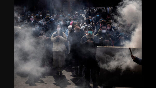 中国は半封鎖状態か ネット規制と若者の静かな反発