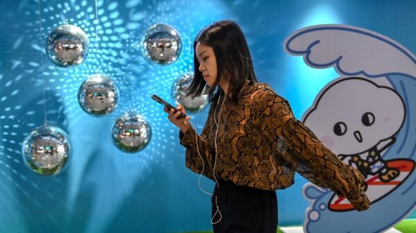 中国 有線イヤホン再ブーム 売上2割増