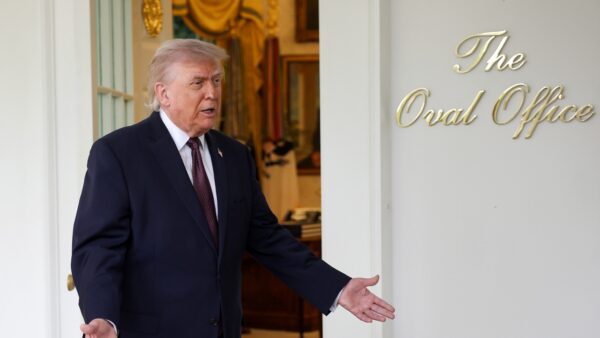 習近平　イランへの武器支援を否定　米は中イラン間の資金取引を厳格監視