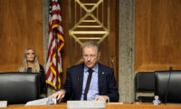 米国連邦議会上院でCIAの内部告発者がCOVID-19起源問題で情報機関を誤った方向に導いたと告発