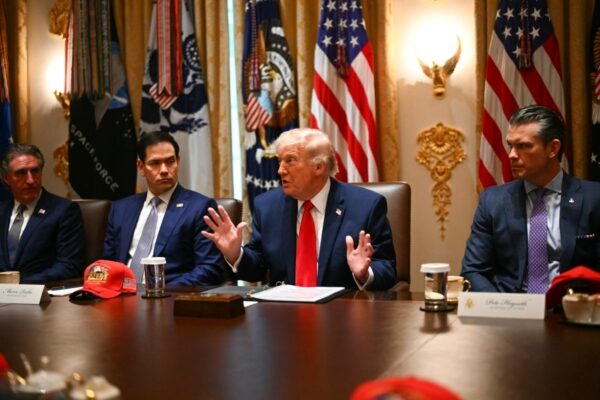トランプ大統領、イランの高濃縮ウランの中ロへの移転に反対