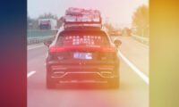 「先に行かせて」 渋滞の中で道が開く 結婚へ向かう車に広がった優しさの連鎖＝中国