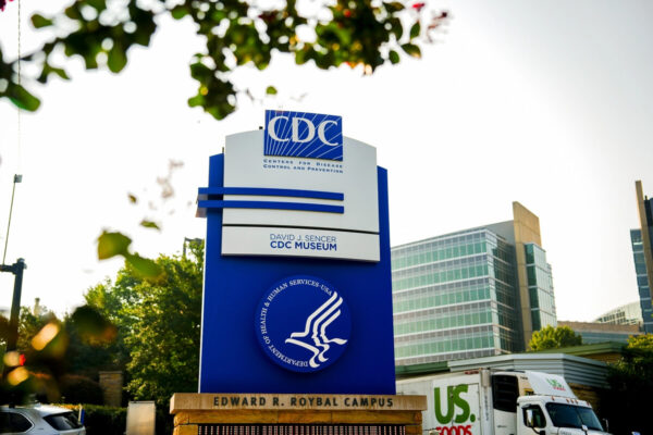 アメリカ人がエボラ出血熱に感染