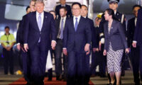 トランプ氏　台湾・イラン情勢を巡る緊張のなか北京に到着　重大な首脳会談へ