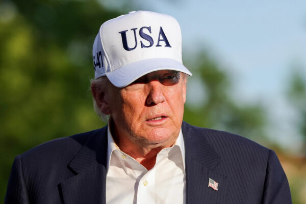 トランプ氏は「極めて健康」と医師が発表