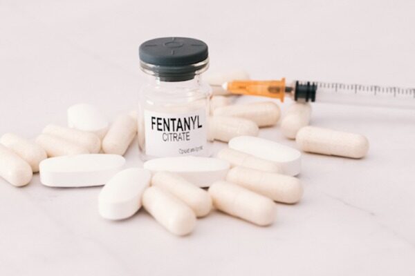 米へ1トン超の麻薬密輸計画　中国で拘束の中国人男性を米国が起訴