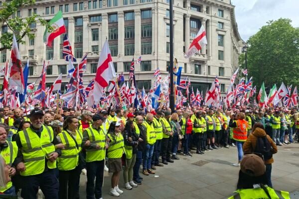 【現場取材】「英国を取り戻せ」　ロンドン10万人規模デモ　不法移民問題に怒り
