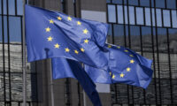 EUが非合法移民の第三国送還を可能にする新法で合意