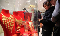 中国の宝飾大手で品質問題　1年で598店閉鎖