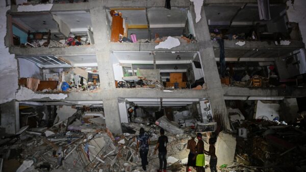ベネズエラ地震　千人死亡の可能性
