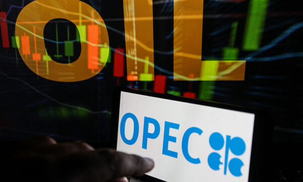 ホルムズ海峡が徐々に再開　OPECプラス 8月からの増産を承認