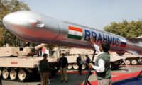 中共軍拡で印太緊張、インドミサイルの輸出拡大